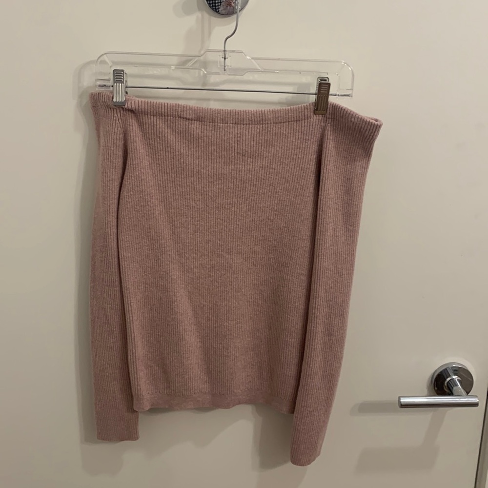 Mauve pink strapless long sleeve sweater